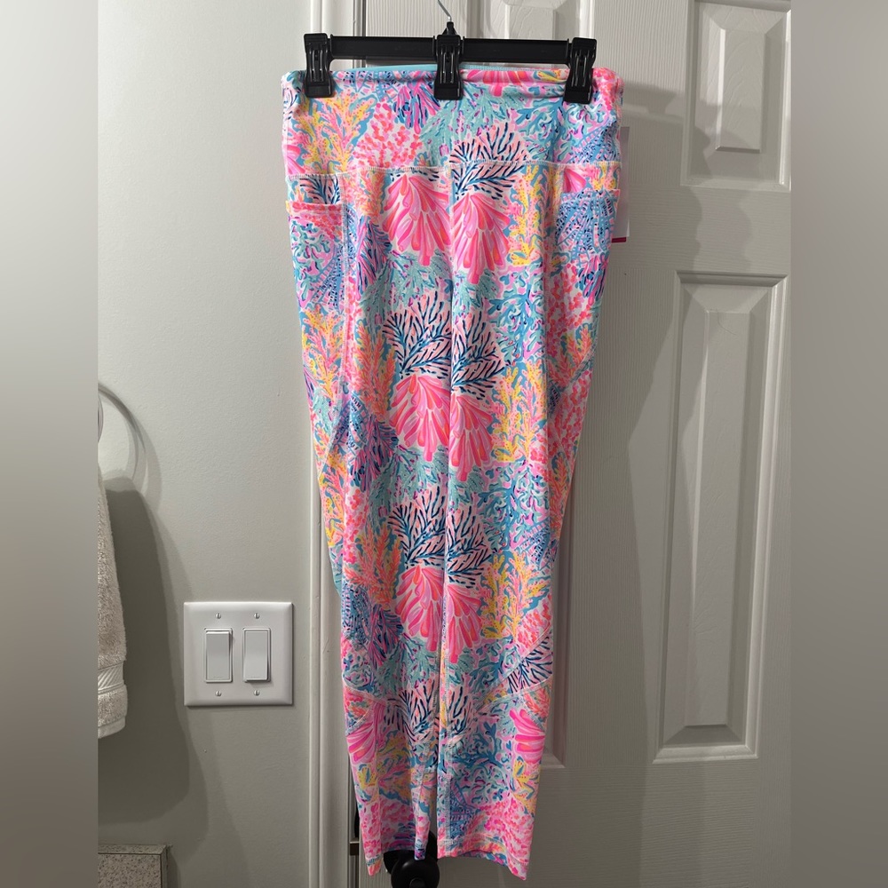 SOLD - NWT Lilly Pulitzer Luxletic Leggings